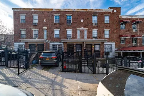 464 E 179th St, New York, NY 10457