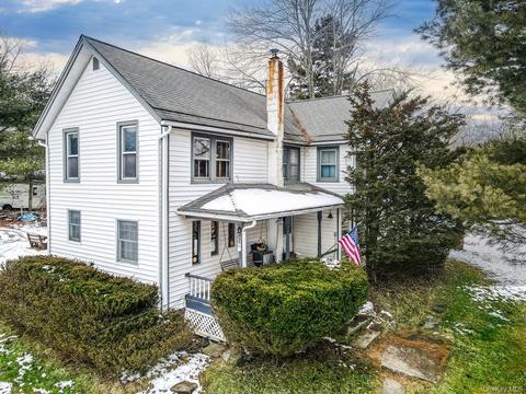 602 Budd Rd, Woodbourne, NY 12788