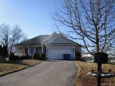 9 Bridle Ct, Goshen, NY 10924