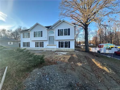 510 Vassar Rd, Poughkeepsie, NY 12603