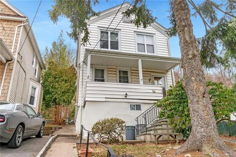 33 Clover St, Yonkers, NY 10703