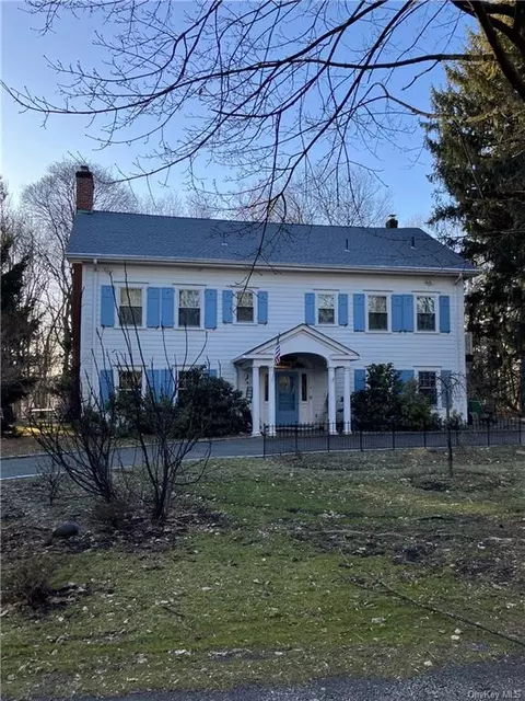 25 Whittier Rd, Orangetown, NY 10913