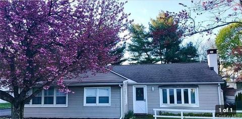 2 Brisman Dr, Thiells, NY 10984