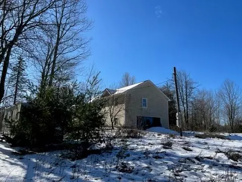 112 Cranberry Rd, Fallsburg, NY 12733 - Movoto