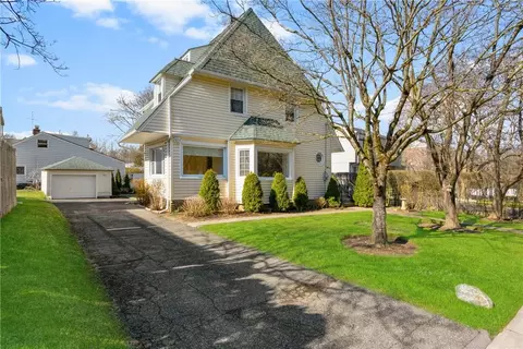 189 Weaver St, Larchmont, NY 10538