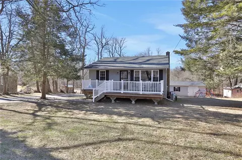 66 Ridge Rd, Montgomery, NY 12549