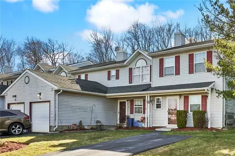 37 Lois Ln, Monroe, NY 10950