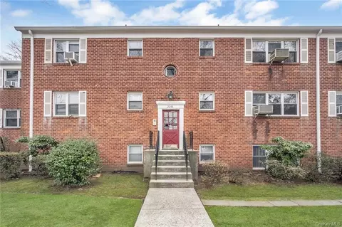 2246 Palmer Ave #3E, New Rochelle, NY 10801