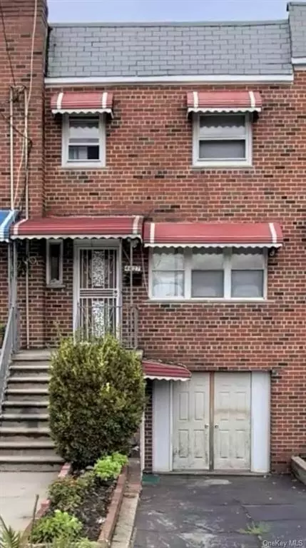 4427 Baychester Ave, Bronx, NY 10466