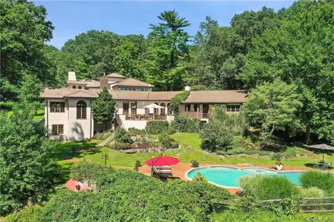 327 Haines Rd, Bedford Hills, NY 10507