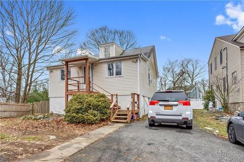 12 Crosshill Rd, Mahopac, NY 10541