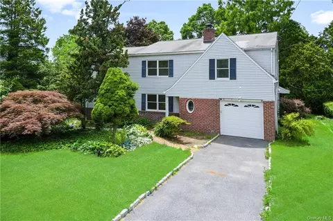 3 Douglas Pl, Eastchester, NY 10709