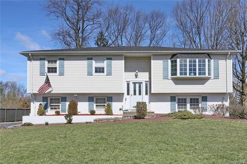 5 Frederick St, Garnerville, NY 10923