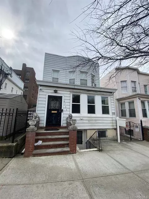 2154 Watson Ave, Bronx, NY 10472