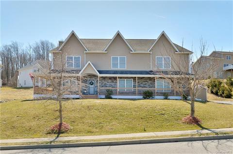 8 Standish Rd, Monroe, NY 10950