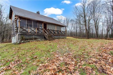 82 Downing Rd, La Grange, NY 12569