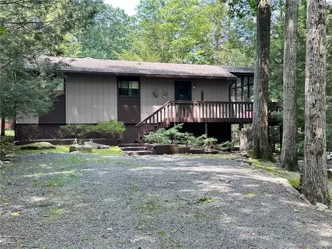 47 Kent St, Thompson, NY 12775