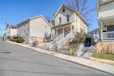 43 John St, Middletown, NY 10940