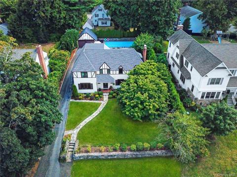 18 Montrose Rd, Scarsdale, NY 10583