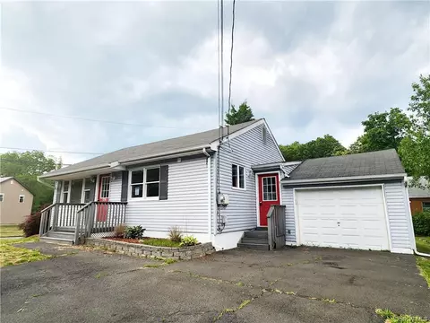 407 Willow Grove Rd, Stony Point, NY 10980