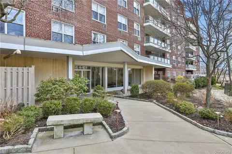 222 Martling Ave #3-O, Greenburgh, NY 10591