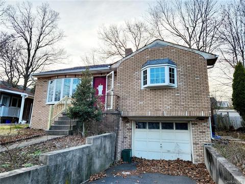 408 Tompkins Ave, Clarkstown, NY 10960