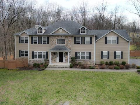 34 Hardscrabble Hill Rd, Mount Pleasant, NY 10514