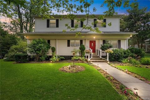 17 Overlook Rd, Monroe, NY 10950