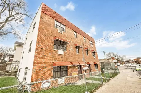 4175 Bronxwood Ave, New York, NY 10466