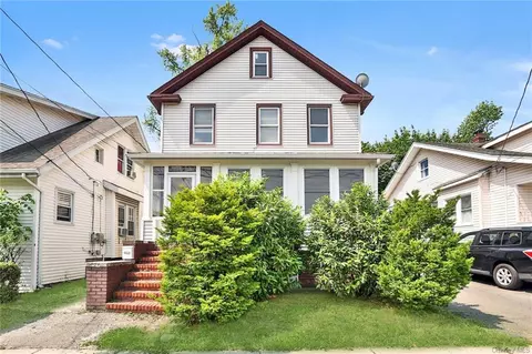62 Maple Ave, Haverstraw, NY 10927