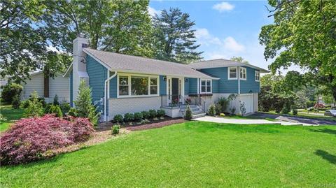6 Tulip Ln, New Rochelle, NY 10804