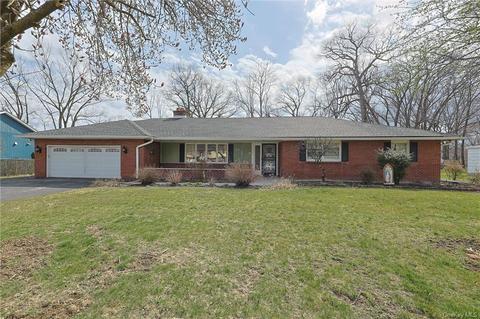 117 Sunset Dr, Newburgh, NY 12550