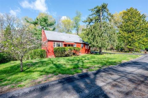 19 Carolyn Way, Somers, NY 10589