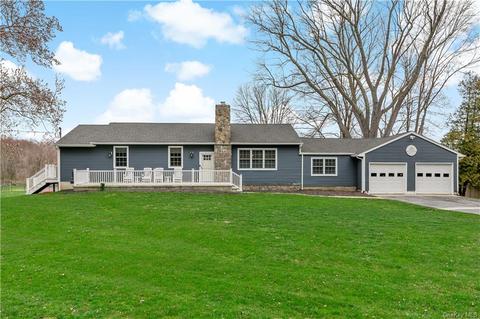 13 Elmer Galloway Rd, Katonah, NY 10536