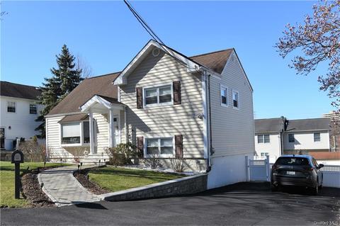 173 Pembrook Dr, Yonkers, NY 10710