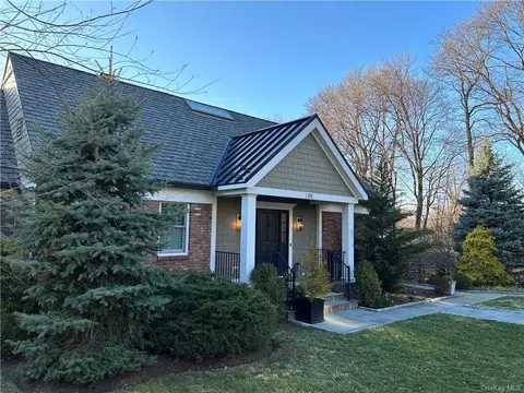 65 Castle Heights Ave, Greenburgh, NY 10591