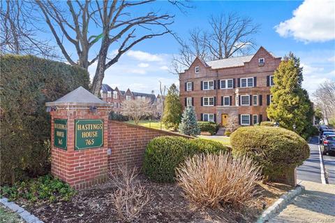 765 N Broadway #10I, Greenburgh, NY 10706