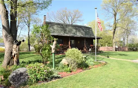 113 Bailey Rd, Montgomery, NY 12549