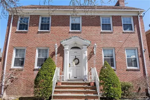 1270 Stadium Ave, Bronx, NY 10465