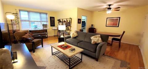 12 Westchester Ave #6J, White Plains, NY 10601
