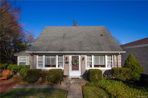 44 Virginia Pl, Yonkers, NY 10703