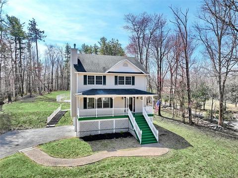 832 Highland Lake Rd, Wallkill, NY 10940