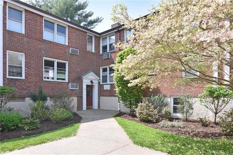 707 Palmer Ct #2E, Mamaroneck, NY 10543