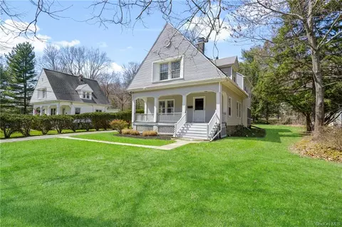106 Dalmeny Rd, Briarcliff Manor, NY 10510