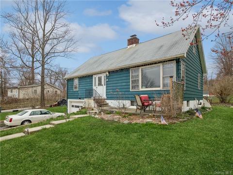 44 Oneonta Rd, Kent, NY 10512
