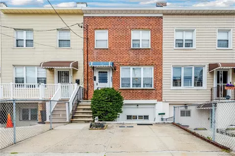 4330 E Tremont Ave, Bronx, NY 10465