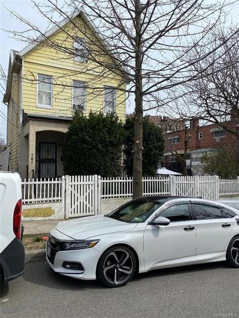 767 E 220th St, Bronx, NY 10467