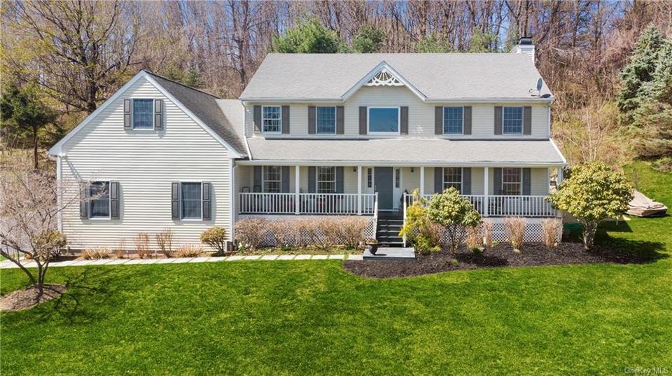 25 Mekeel St, Katonah, NY 10536 1 photo Movoto