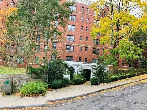 1 Broad Pkwy #6C, White Plains, NY 10601