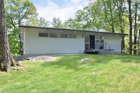 24 Edgewood Ave, Greenburgh, NY 10706